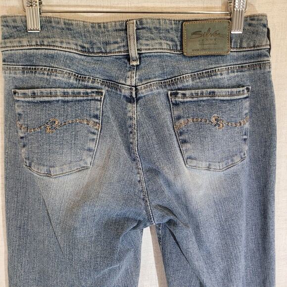 Silver Bootcut Jeans Womens 27 Stretch DV8 Light Blue Wash Mid Rise Belt Denim - Picture 6 of 12